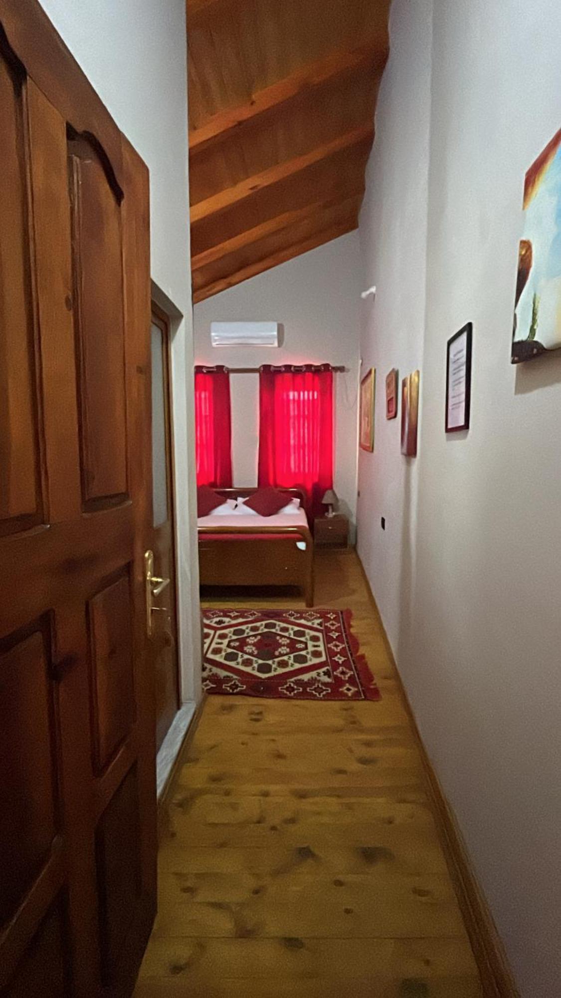 Rooms Emiliano Castle Of Kruja ห้อง รูปภาพ
