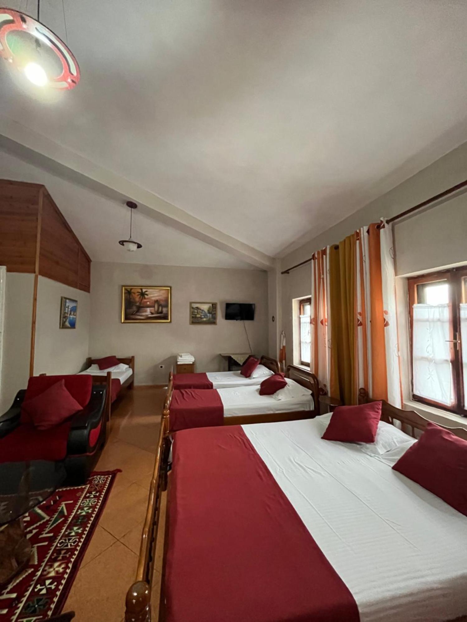 Rooms Emiliano Castle Of Kruja ห้อง รูปภาพ